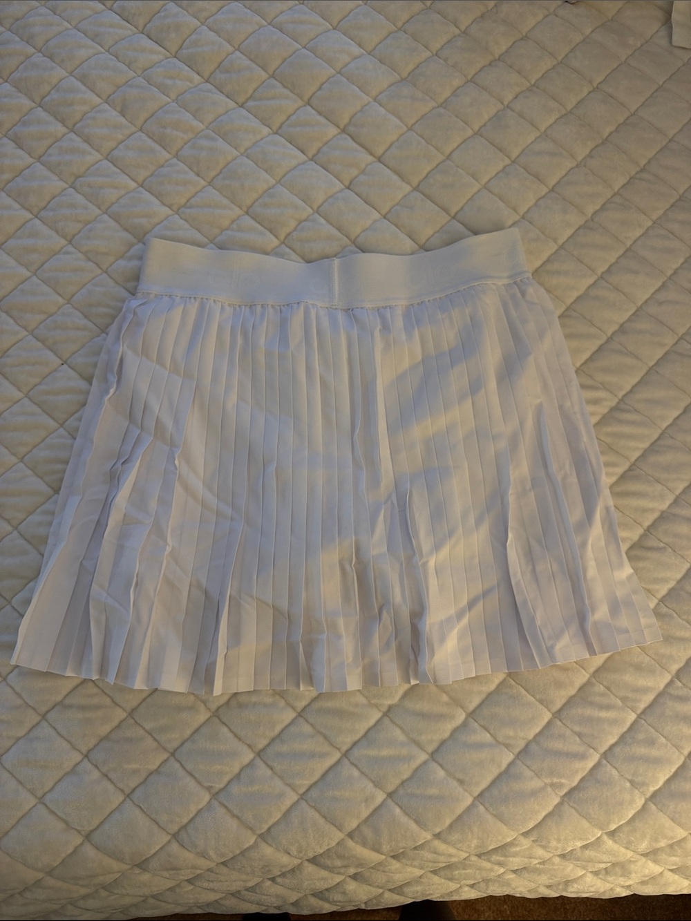 ALO Yoga White Pleated Skirt - Picture 4 of 4